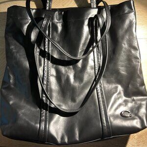 Coach Hall Tote Bag 33